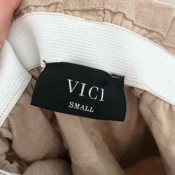 Vici Top Notch High-Rise Woven Paperbag Belted Trousers | S - Picture 8 of 9